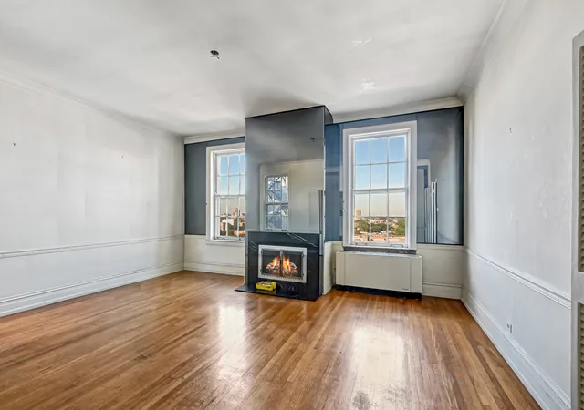 Photo 4 of Condo for sale at 3314 N Lake Shore Dr #9D, Chicago, IL 60657 | MLS# 12769822 | Listing updated on 2026-10-03