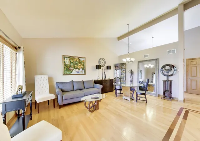 Photo 2 of Townhouse for sale at 11s352 Deer Trl Ct, Burr Ridge, IL 60527 | MLS# 12769861 | Listing updated on 2026-10-04