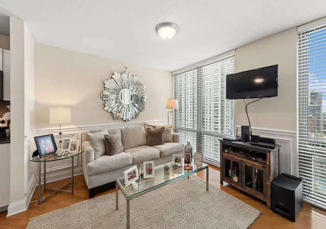Photo 3 of Condo for sale at 2 E Erie St #3310, Chicago, IL 60611 | MLS# 12769902 | Listing updated on 2026-09-28