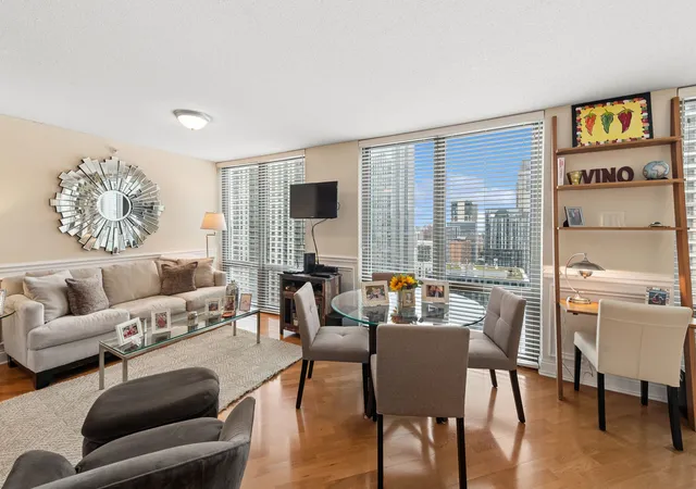 Photo 4 of Condo for sale at 2 E Erie St #3310, Chicago, IL 60611 | MLS# 12769902 | Listing updated on 2026-09-28