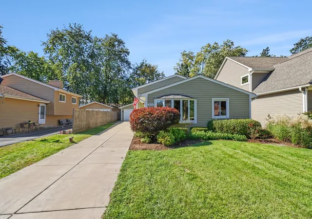 Single family home for sale at 3s530 Melcher Ave, Warrenville, IL 60555 | MLS# 12769937