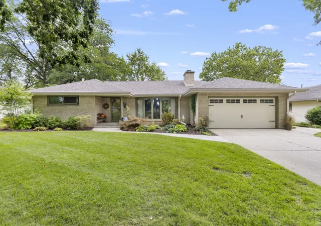 Photo 1 of Sale Pending at 415 Hemlock Ln, Rockford, IL 61107 | MLS# 12769949 | Listing updated on 2026-10-03