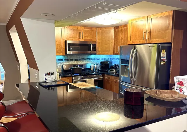 Photo 3 of Townhouse for sale at 6319 S Long Ave, Chicago, IL 60638 | MLS# 12769962 | Listing updated on 2026-10-17