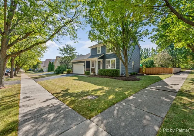 Photo 3 of Single family home for sale at 3173 Whitney Rd, Aurora, IL 60502 | MLS# 12769971 | Listing updated on 2026-10-08