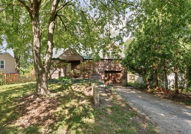 Photo 1 of Single family home for sale at 1604 W White St, Champaign, IL 61821 | MLS# 12769974 | Listing updated on 2026-10-06
