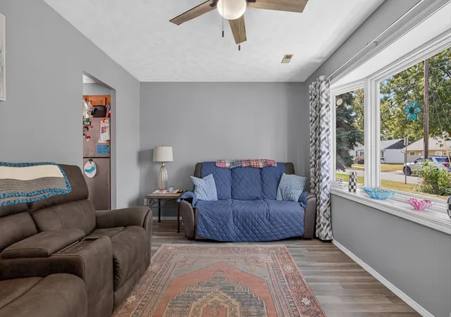 Photo 3 of Single family home for sale at 1121 N State St, Bloomington, IL 61701 | MLS# 12770002 | Listing updated on 2026-10-07