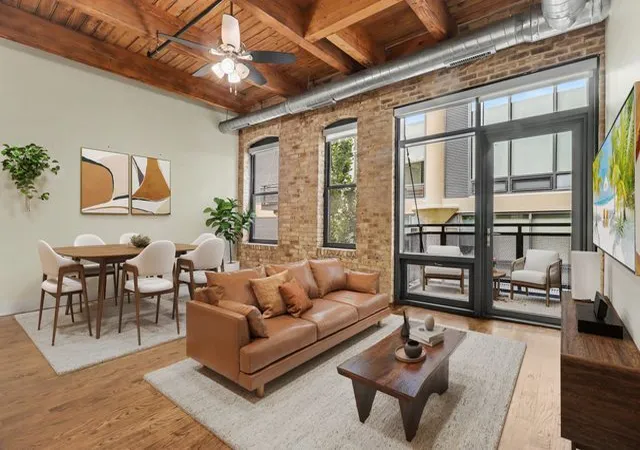 Photo 2 of Condo for sale at 1800 W Grace St #204, Chicago, IL 60613 | MLS# 12770021 | Listing updated on 2026-10-07