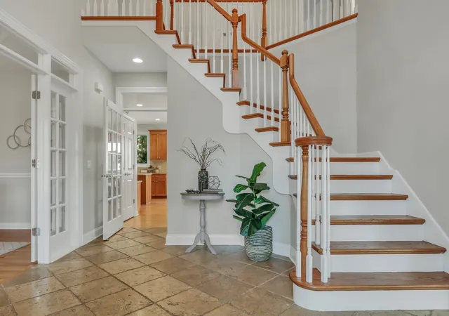 Photo 4 of Single family home for sale at 5153 Farwell Ave, Skokie, IL 60077 | MLS# 12770030 | Listing updated on 2026-10-02