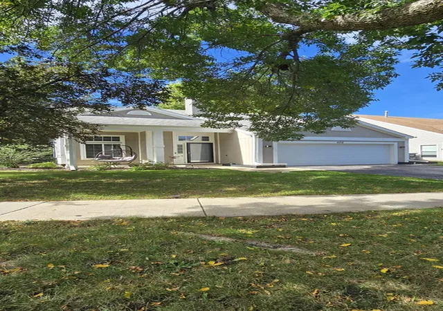 Photo 1 of Single family home for sale at 5511 Chantilly Cir, Lake In The Hills, IL 60156 | MLS# 12770062 | Listing updated on 2026-10-01