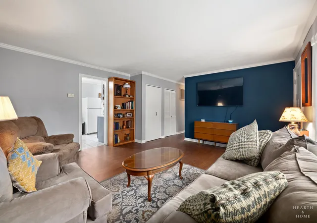 Photo 4 of Single family home for sale at 390 Larkdale Row, Wauconda, IL 60084 | MLS# 12770078 | Listing updated on 2026-10-01
