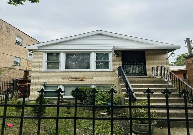 Single family home for sale at 5656 N Jersey Ave, Chicago, IL 60659 | MLS# 12770085