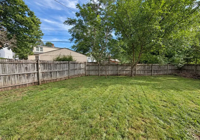 Photo 28 of Sale Pending at 1818 Nebraska Rd, Rockford, IL 61108 | MLS# 12770097 | Listing updated on 2026-10-27