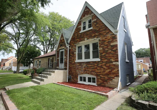 Photo 1 of Single family home for sale at 3455 N Orange Ave, Chicago, IL 60634 | MLS# 12770104 | Listing updated on 2026-09-26