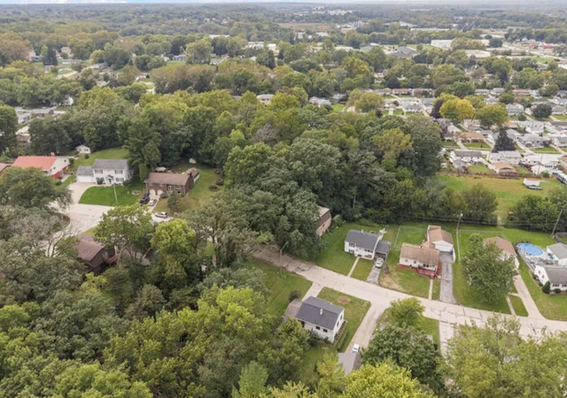 Photo 3 of Single family home for sale at 1141 6th Street, Milan, IL 61264 | MLS# 12770106 | Listing updated on 2026-10-05