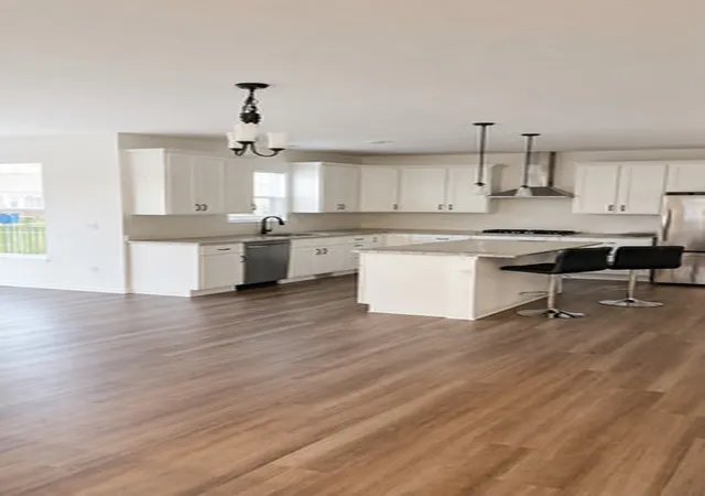 Photo 3 of Single family home for sale at 15201 S Emerson St, Plainfield, IL 60544 | MLS# 12770121 | Listing updated on 2026-10-01