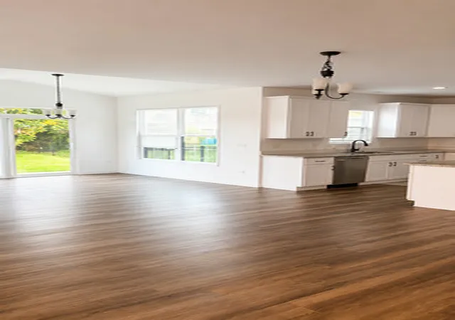 Photo 4 of Single family home for sale at 15201 S Emerson St, Plainfield, IL 60544 | MLS# 12770121 | Listing updated on 2026-10-01