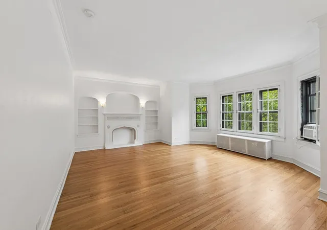 Listing Photo 3 - Condo for sale in building located at 504 S Austin Blvd, Oak Park, IL 60304 - Unit #1