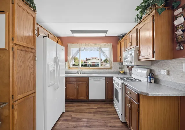 Photo 1 of Single family home for sale at 13050 S Spencer Ct, Alsip, IL 60803 | MLS# 12770149 | Listing updated on 2026-10-06