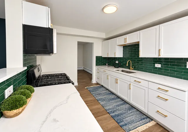 Photo 3 of Single family home for sale at 2811 Forest Ln, Waukegan, IL 60087 | MLS# 12770150 | Listing updated on 2026-10-07