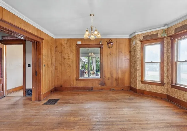 Photo 4 of Single family home for sale at 310 Snow St, Chadwick, IL 61014 | MLS# 12770154 | Listing updated on 2026-10-01