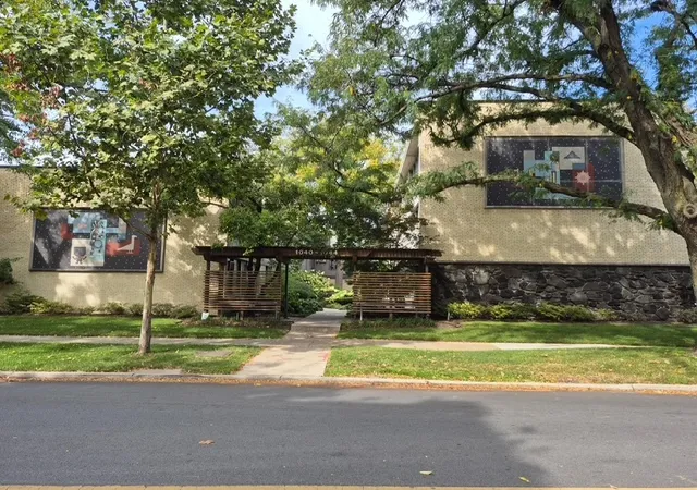 Photo 1 of Condo for sale at 1044 Ontario St #1A, Oak Park, IL 60302 | MLS# 12770163 | Listing updated on 2026-10-22