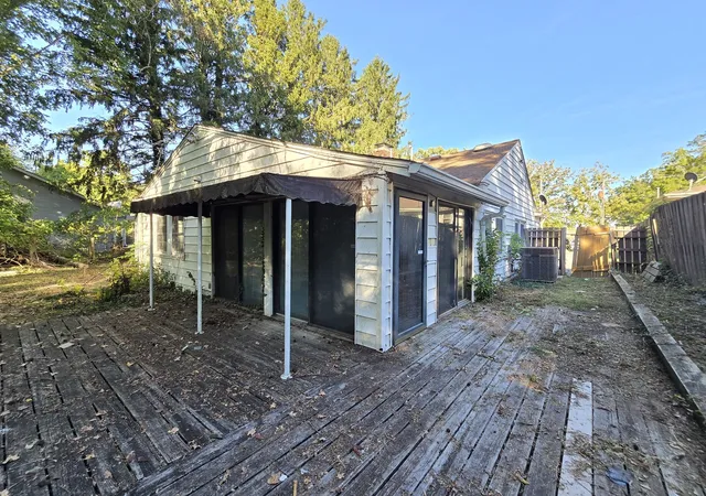Photo 27 of Single family home for sale at 807 N Main St, Anna, IL 62906 | MLS# 12770164 | Listing updated on 2026-10-01