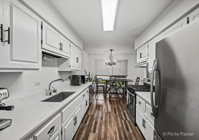Photo 3 of Single family home for sale at 125 W Middle St, South Elgin, IL 60177 | MLS# 12770171 | Listing updated on 2026-10-05
