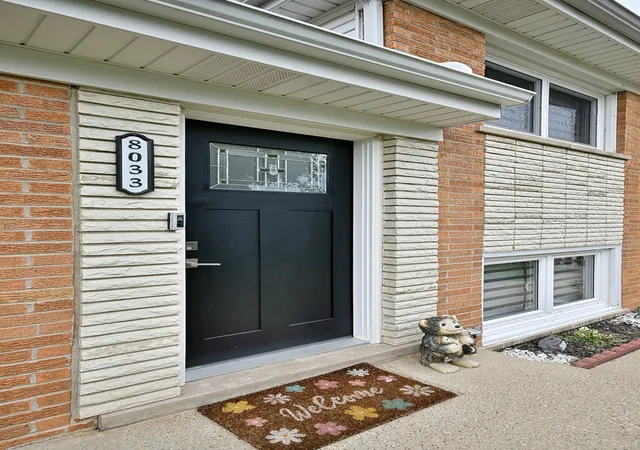 Photo 3 of Single family home for sale at 8033 Long Ave, Burbank, IL 60459 | MLS# 12770173 | Listing updated on 2026-10-06