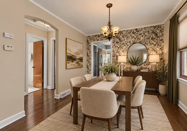 Photo 3 of Single family home for sale at 9932 S Homan Ave, Evergreen Park, IL 60805 | MLS# 12770184 | Listing updated on 2026-10-07