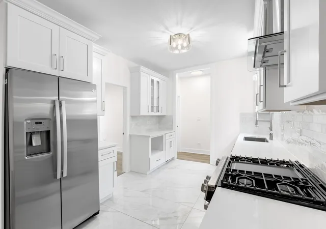 Photo 4 of Single family home for sale at 211 S 9th Avenue, Maywood, IL 60153 | MLS# 12770189 | Listing updated on 2026-10-02