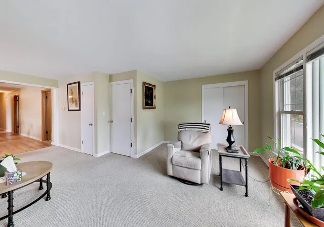 Listing Photo 3 - Condo for sale in building located at 8110 W Addison St, Chicago, IL 60634