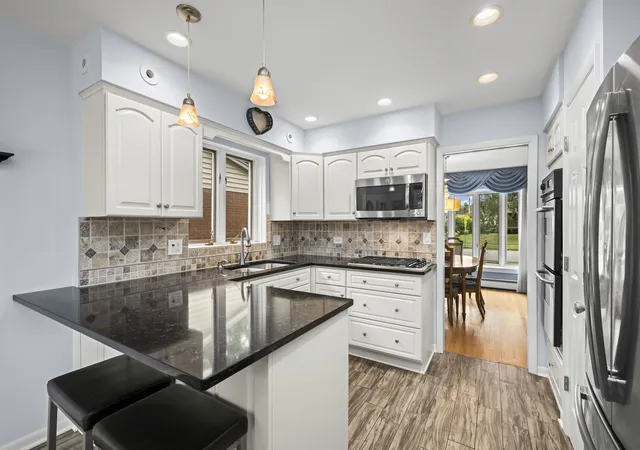Photo 2 of Single family home for sale at 221 S Rammer Ave, Arlington Heights, IL 60004 | MLS# 12770221 | Listing updated on 2026-09-29