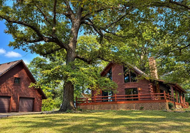 Photo 2 of Single family home for sale at 85 Bonifield Ln, Metropolis, IL 62960 | MLS# 12770231 | Listing updated on 2026-10-06