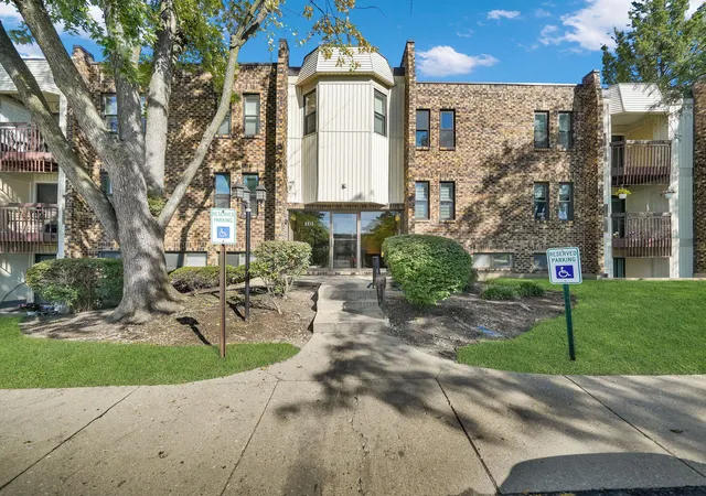 Condo for sale at 2212 Country Clb Dr #22C, Woodridge, IL 60517 | MLS# 12770243 | Listing updated on 2026-10-05