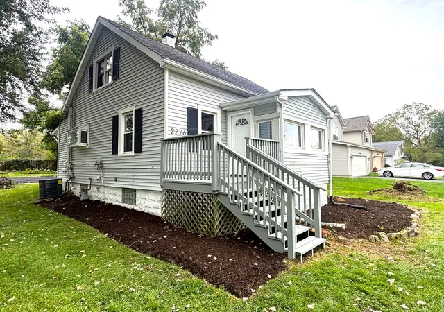 Photo 1 of Single family home for sale at 2276 Manchester Rd, Wheaton, IL 60187 | MLS# 12770249 | Listing updated on 2026-09-27