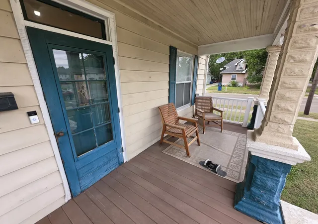 Photo 2 of Single family home for sale at 234 N Cherry St, Centralia, IL 62801 | MLS# 12770262 | Listing updated on 2026-10-03