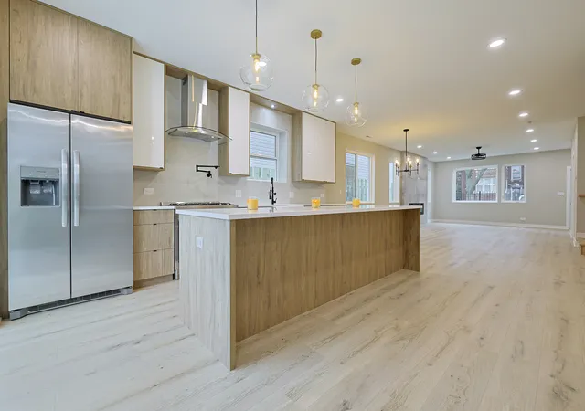 Photo 2 of Single family home for sale at 5837 W Iowa St, Chicago, IL 60651 | MLS# 12770265 | Listing updated on 2026-10-02