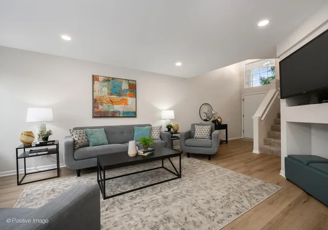 Photo 2 of Townhouse for sale at 1337 Summersweet Ln, Bartlett, IL 60103 | MLS# 12770310 | Listing updated on 2026-09-26