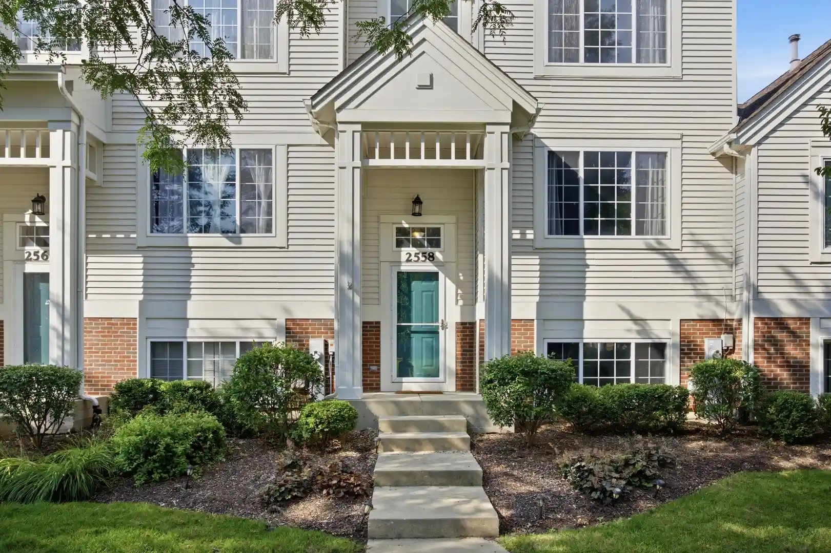 Listing Photo 29 - Condo for sale in 2558 Hatfield Ct located at 2558 Hatfield Ct, Elgin, IL 60123 - Unit 2558 Hatfield Ct