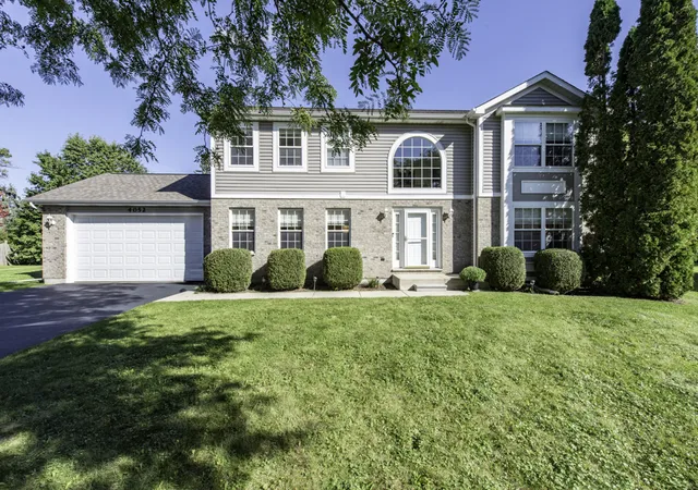 Single family home for sale at 4052 Woodcrest Ct, Gurnee, IL 60031 | MLS# 12770349