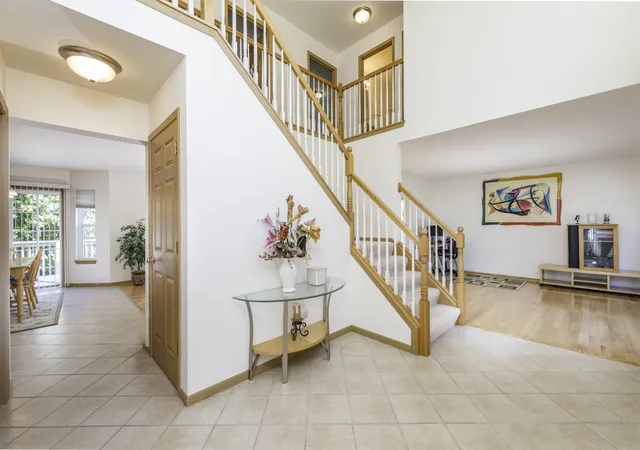 Photo 2 of Single family home for sale at 4052 Woodcrest Ct, Gurnee, IL 60031 | MLS# 12770349 | Listing updated on 2026-10-07