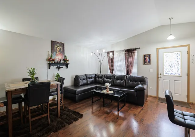 Photo 3 of Single family home for sale at 15 N Frolic Ave, Waukegan, IL 60085 | MLS# 12770354 | Listing updated on 2026-10-03