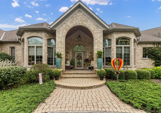 Photo 2 of Single family home for sale at 19014 Kishwaukee Valley Rd, Marengo, IL 60152 | MLS# 12770396 | Listing updated on 2026-10-07