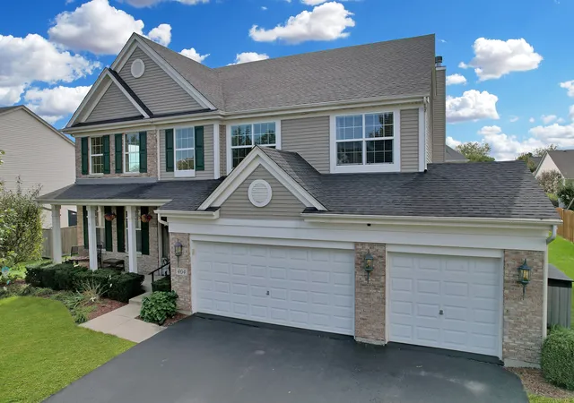 Photo 2 of Single family home for sale at 404 Hackney Ln, Oswego, IL 60543 | MLS# 12770415 | Listing updated on 2026-10-04