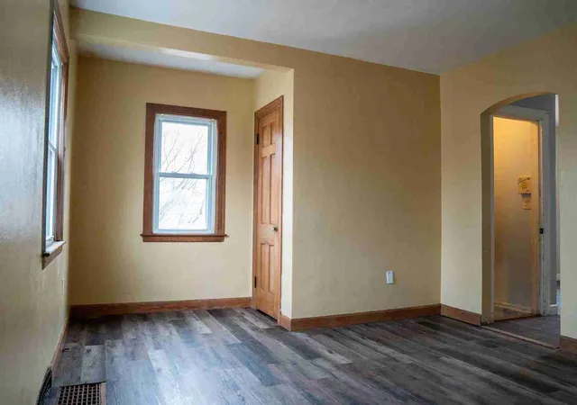 Photo 3 of Single family home for sale at 3105 9 1/2 St, Rock Island, IL 61201 | MLS# 12770443 | Listing updated on 2026-10-05