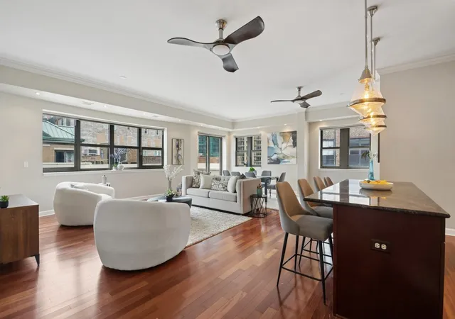 Photo 2 of Condo for sale at 1133 S State St #701, Chicago, IL 60605 | MLS# 12770455 | Listing updated on 2026-09-27