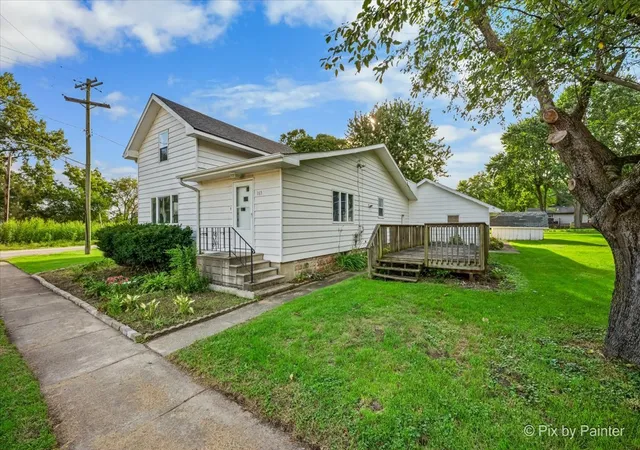 Photo 3 of Single family home for sale at 163 Wahlgren Ave, Hinckley, IL 60520 | MLS# 12770463 | Listing updated on 2026-10-06