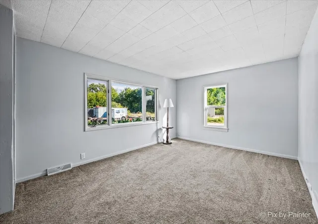 Photo 4 of Single family home for sale at 163 Wahlgren Ave, Hinckley, IL 60520 | MLS# 12770463 | Listing updated on 2026-10-06