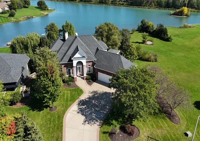 Photo 1 of Single family home for sale at 212 Slalom Ct, Minooka, IL 60447 | MLS# 12770468 | Listing updated on 2026-10-03