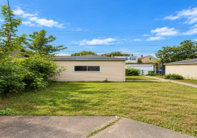 Photo 2 of Single family home for sale at 4127 S Francisco Ave, Chicago, IL 60632 | MLS# 12770511 | Listing updated on 2026-09-28